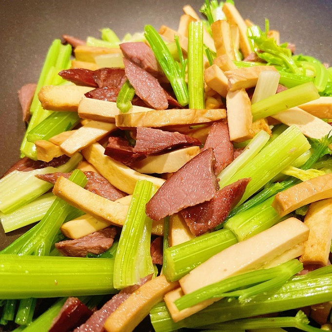 Hunan Inspired Smoked Beef (RAW)